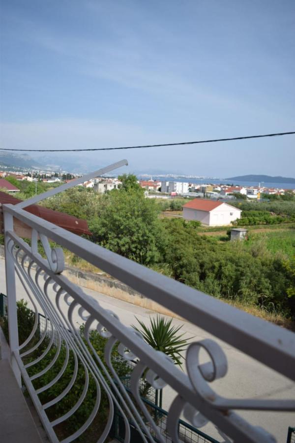 Apartments Marta Kaštel Novi Exterior foto
